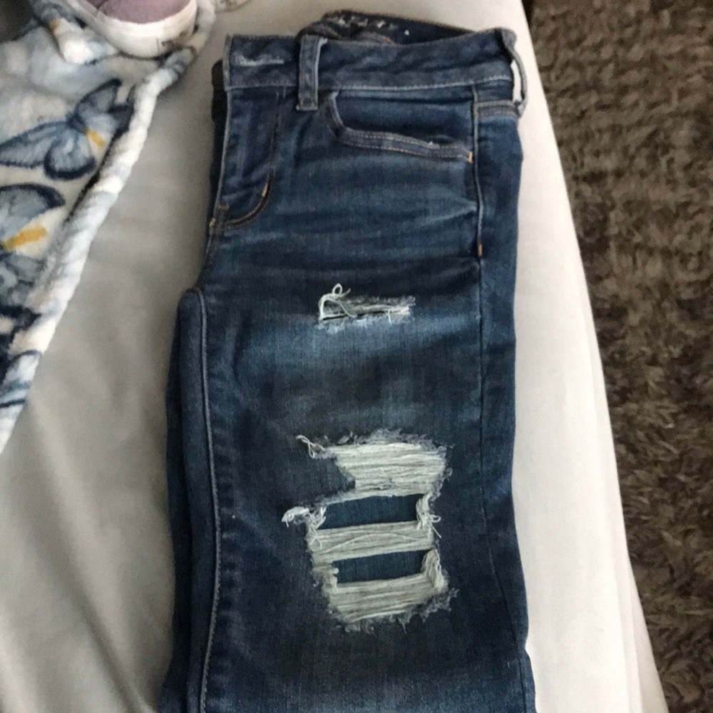 Dark wash American eagle jeans